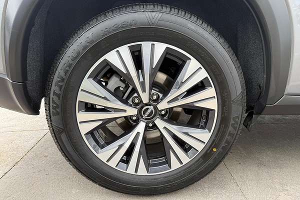 2024 Nissan X-TRAIL ST-L T33