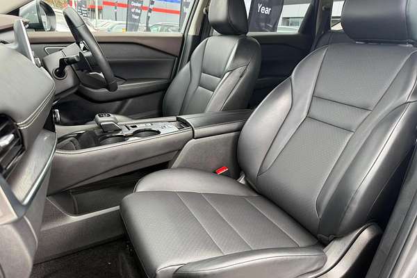 2024 Nissan X-TRAIL ST-L T33