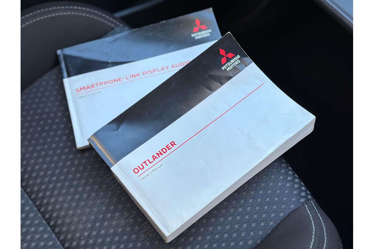 2020 Mitsubishi Outlander ES ZL