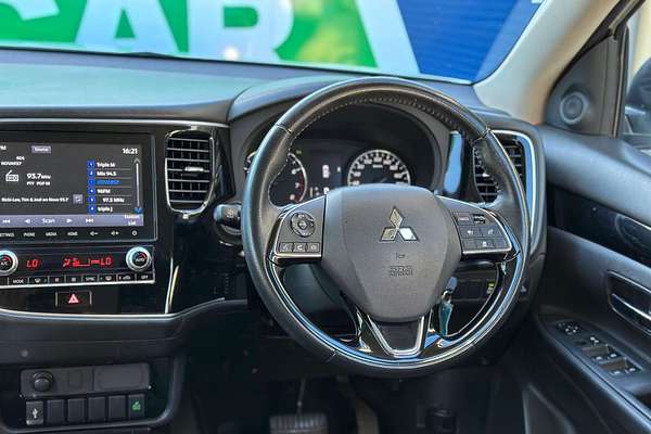 2020 Mitsubishi Outlander ES ZL