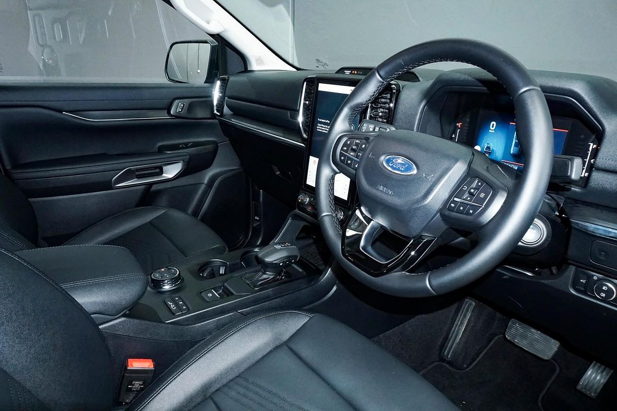2025 Ford Everest Trend 2.0L