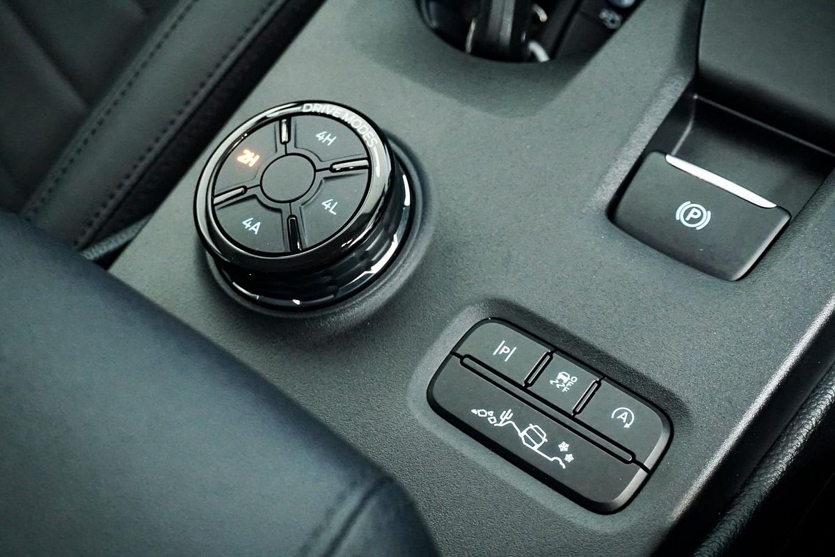 2025 Ford Everest Trend 2.0L