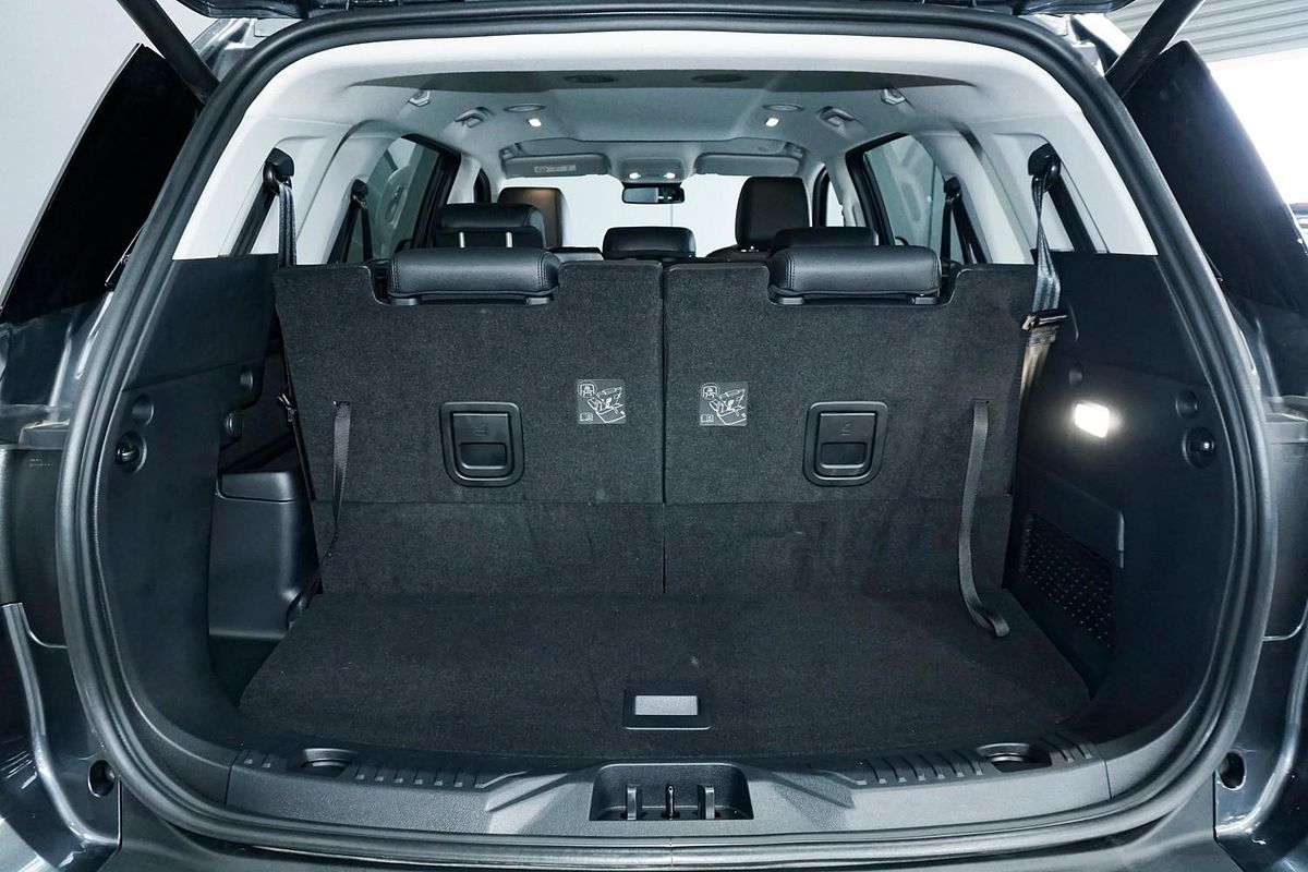 2025 Ford Everest Trend 2.0L
