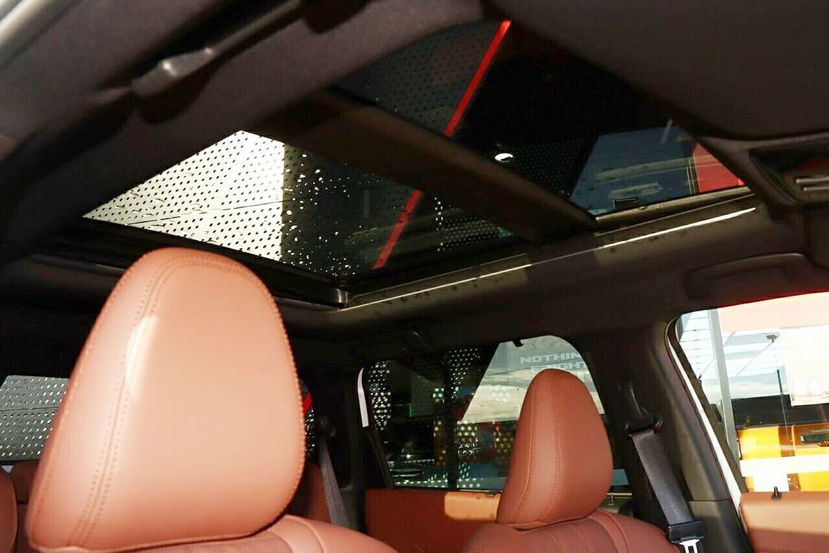 2025 Mitsubishi Outlander Exceed Tourer ZM