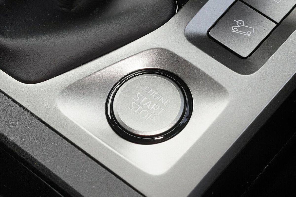 2025 Kia Tasman SX TK 4X4