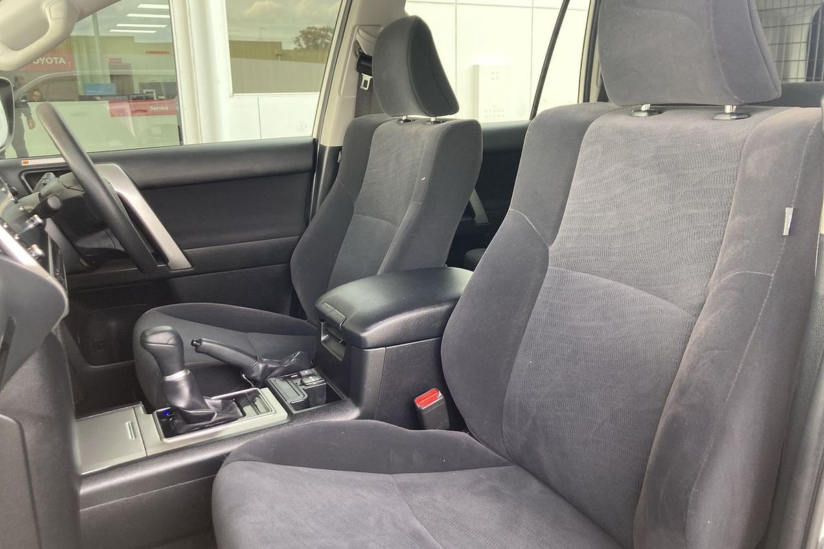 2022 Toyota Landcruiser Prado GX GDJ150R