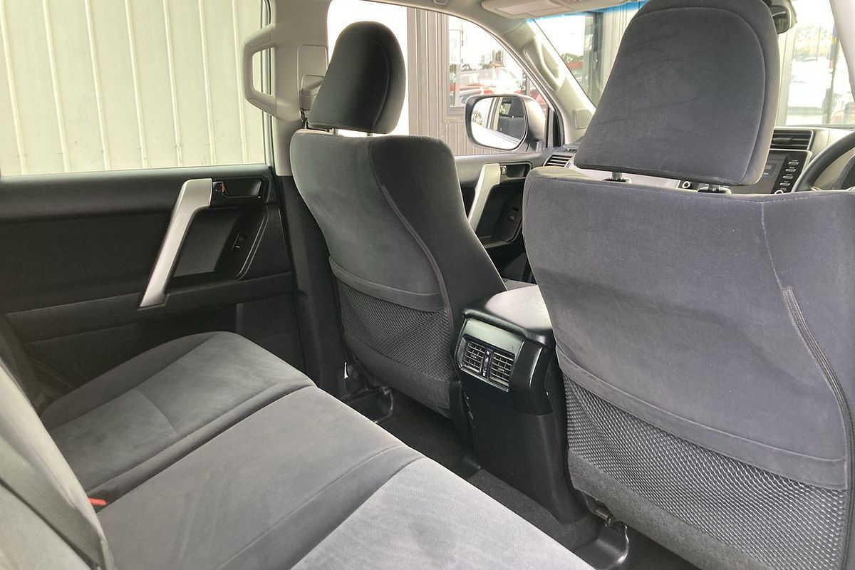 2022 Toyota Landcruiser Prado GX GDJ150R