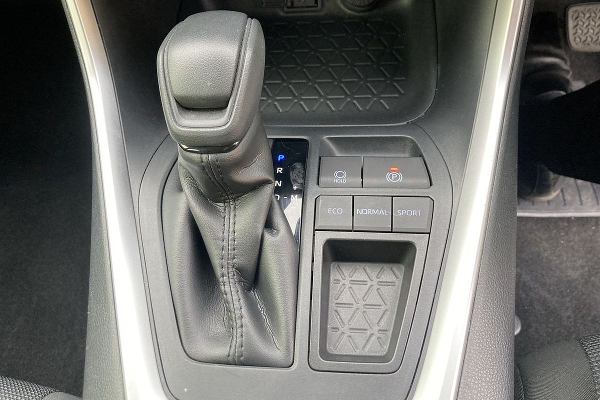 2020 Toyota RAV4 GX MXAA52R