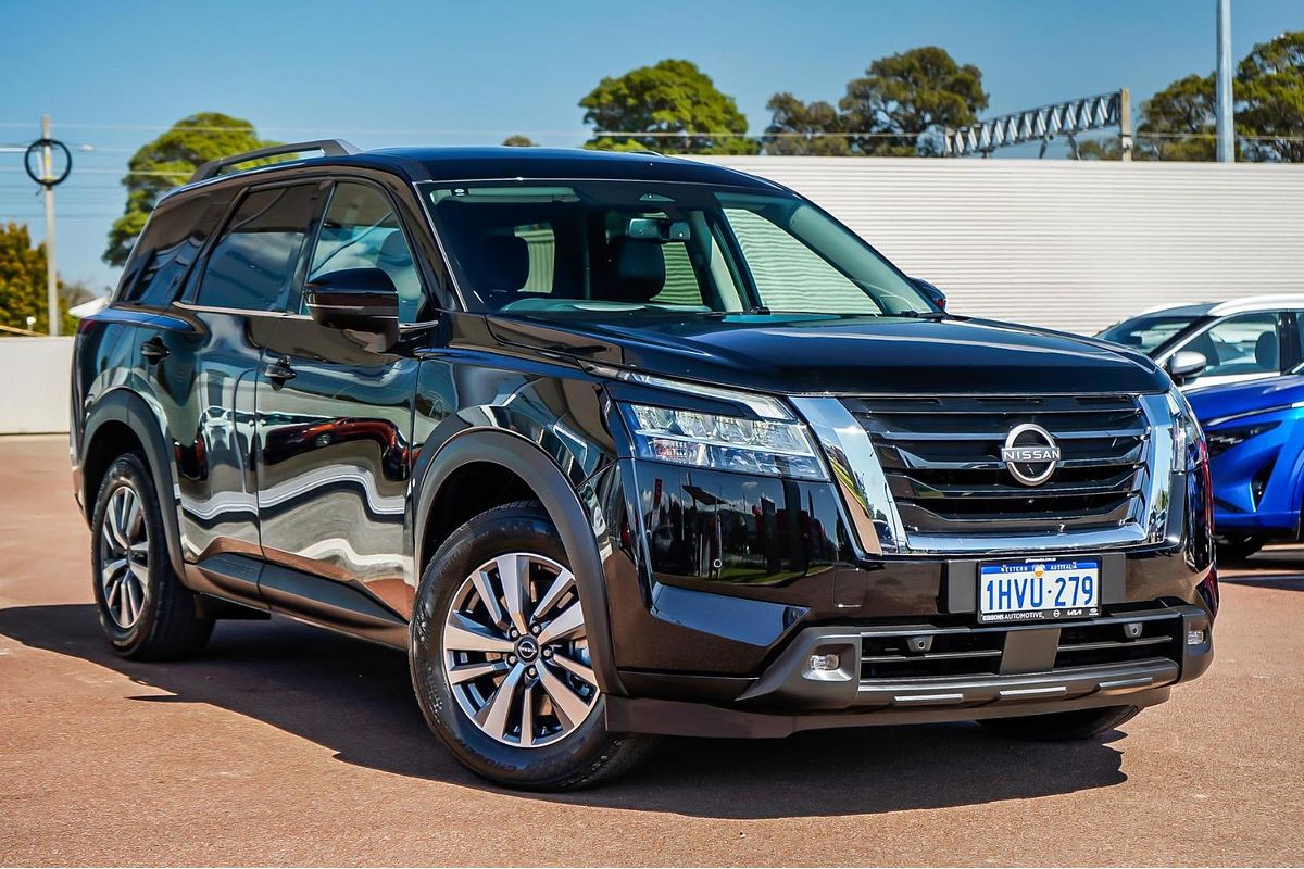 2023 Nissan Pathfinder Ti R53