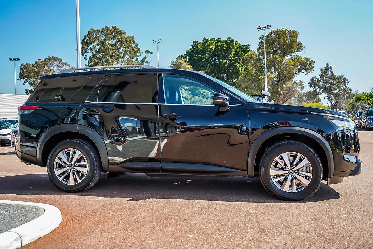 2023 Nissan Pathfinder Ti R53