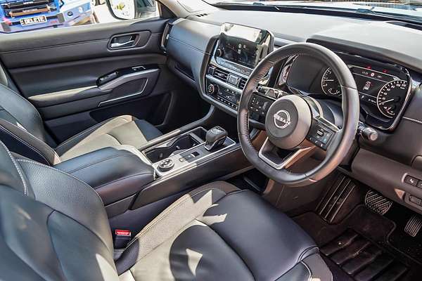 2023 Nissan Pathfinder Ti R53