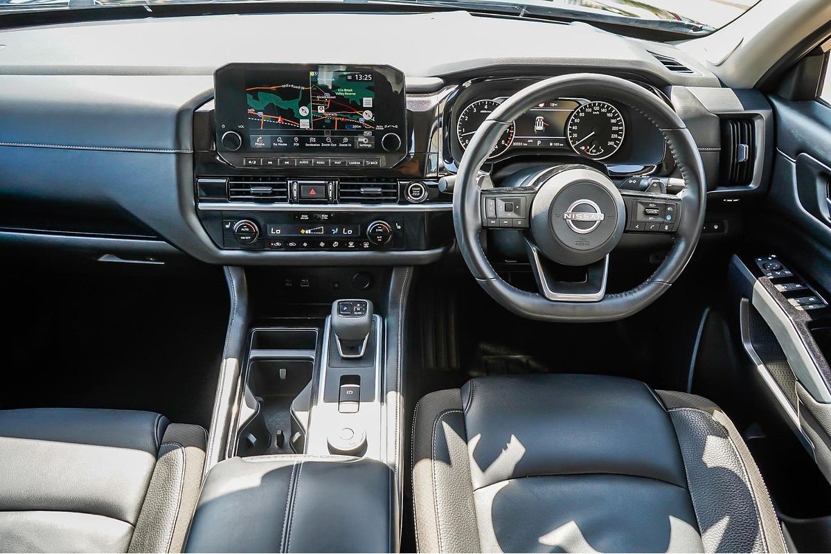 2023 Nissan Pathfinder Ti R53