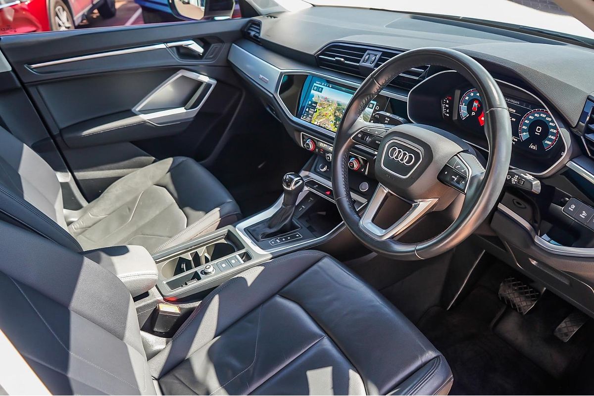 2020 Audi Q3 35 TFSI Launch Edition F3