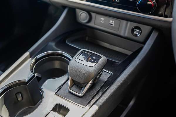2024 Nissan X-TRAIL ST T33