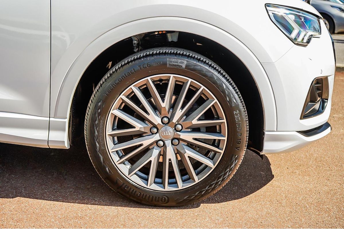 2020 Audi Q3 35 TFSI Launch Edition F3