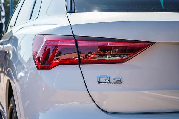 2020 Audi Q3 35 TFSI Launch Edition F3