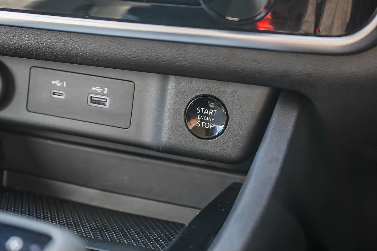 2024 Nissan X-TRAIL ST T33