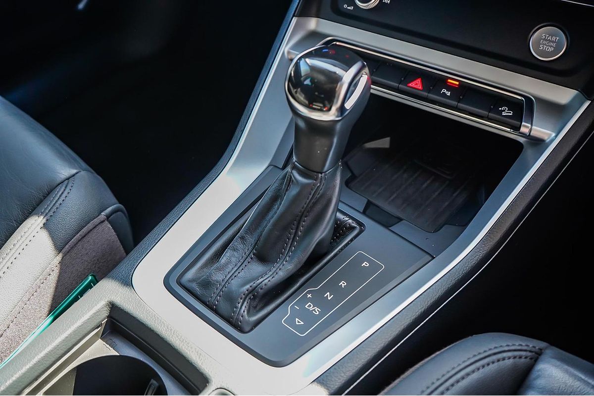 2020 Audi Q3 35 TFSI Launch Edition F3