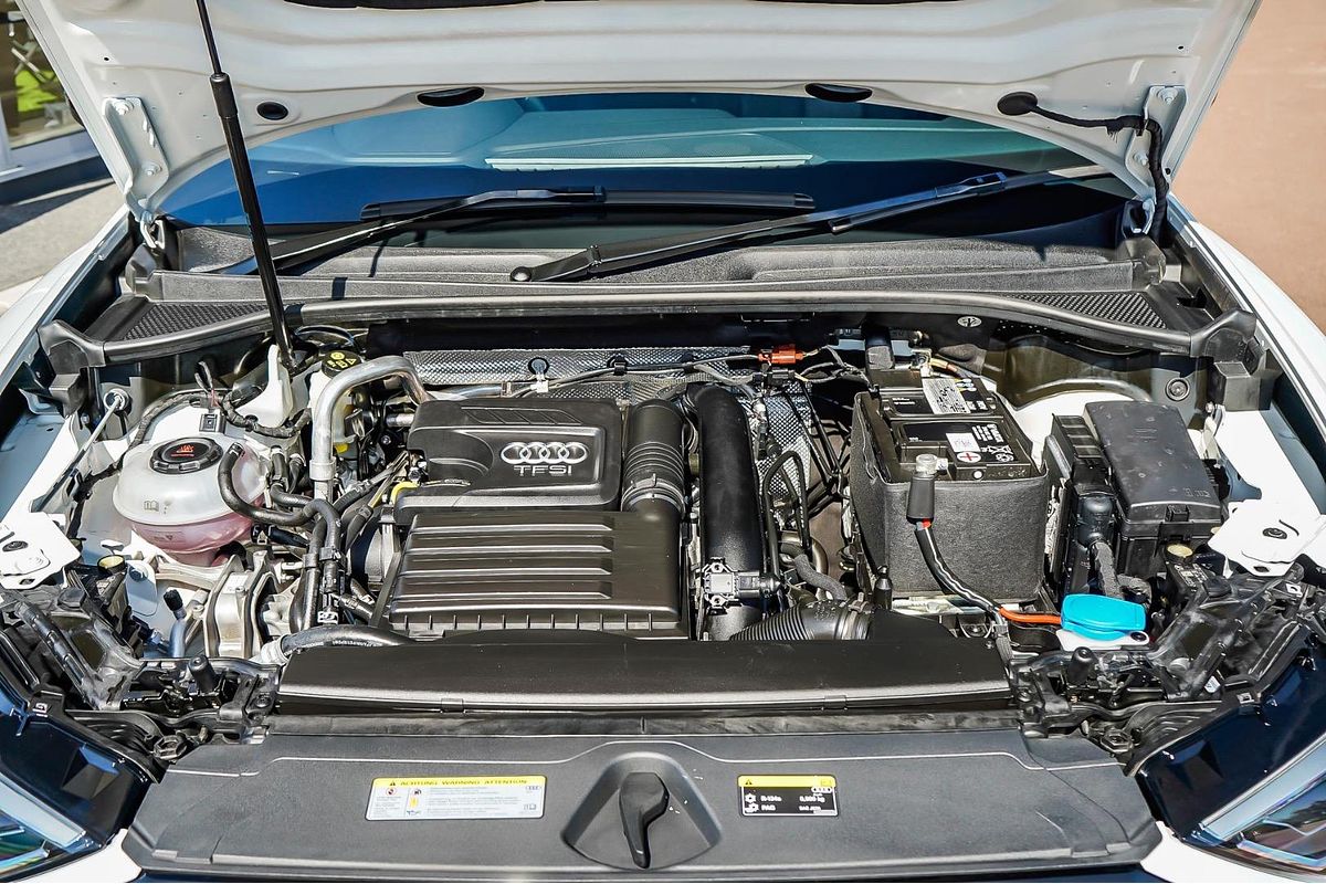 2020 Audi Q3 35 TFSI Launch Edition F3
