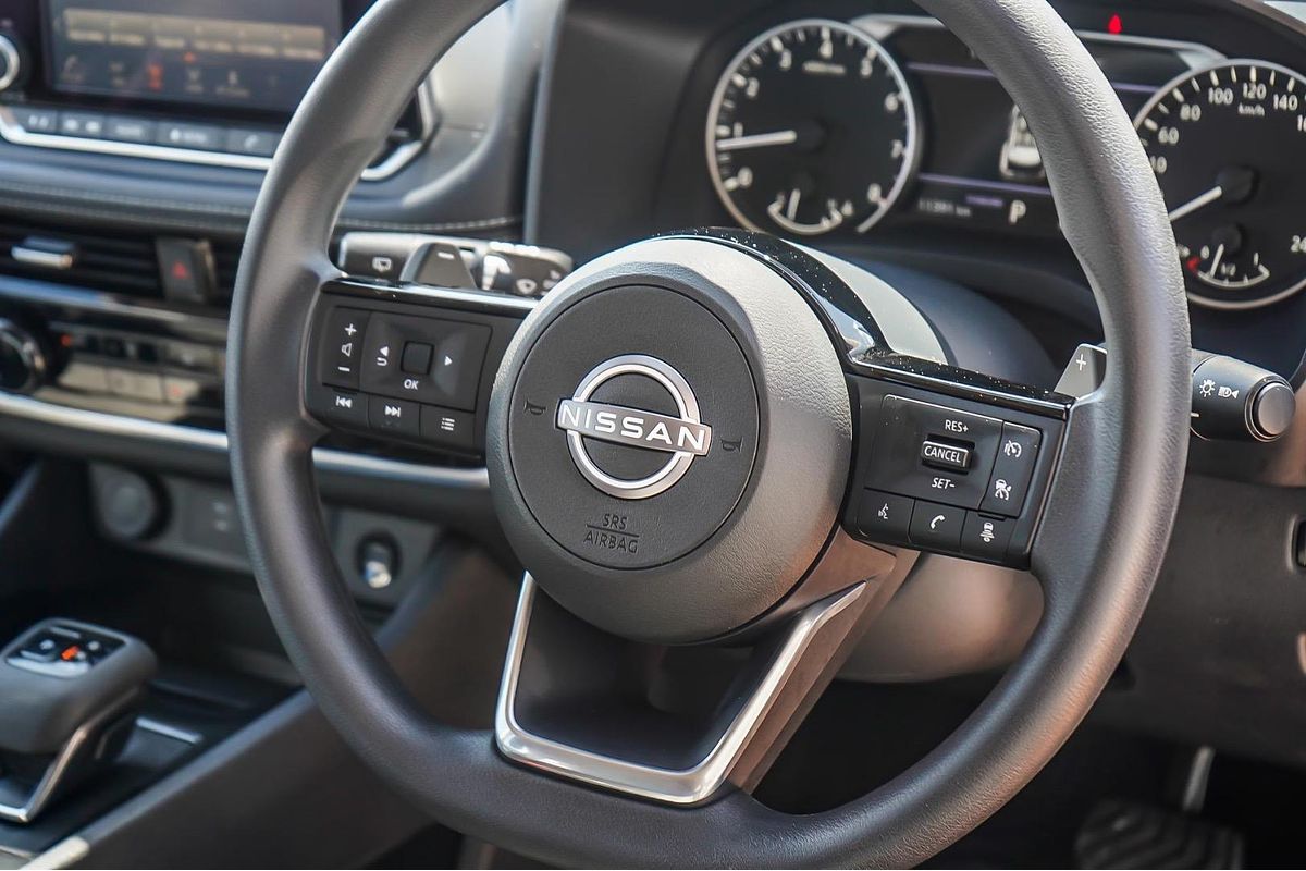 2024 Nissan X-TRAIL ST T33