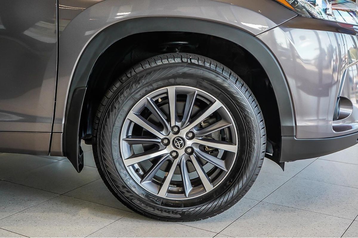 2019 Toyota Kluger Black Edition GSU50R