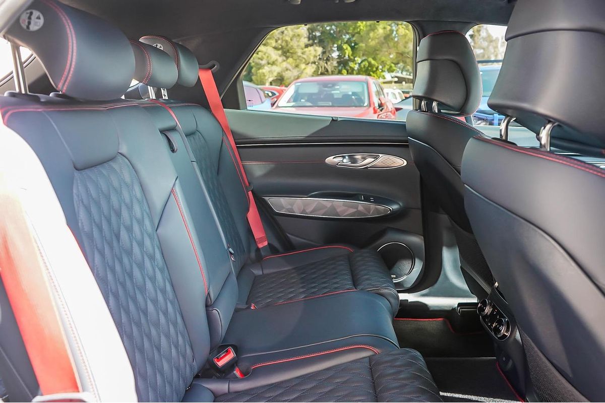 2021 Genesis GV70 2.5T AWD JK.V1