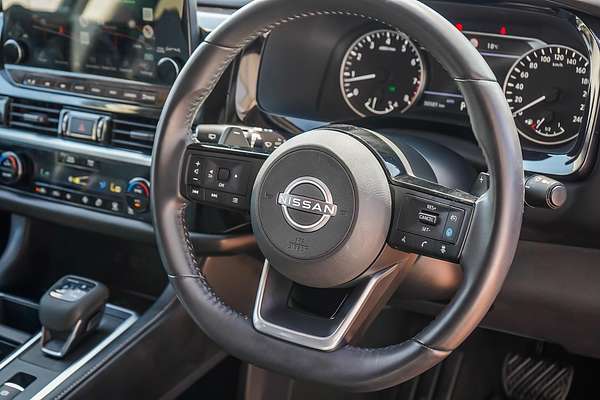 2023 Nissan Pathfinder Ti R53
