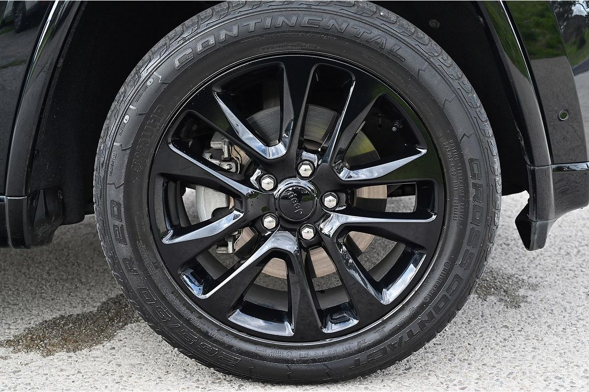 2019 Jeep Grand Cherokee Night Eagle WK