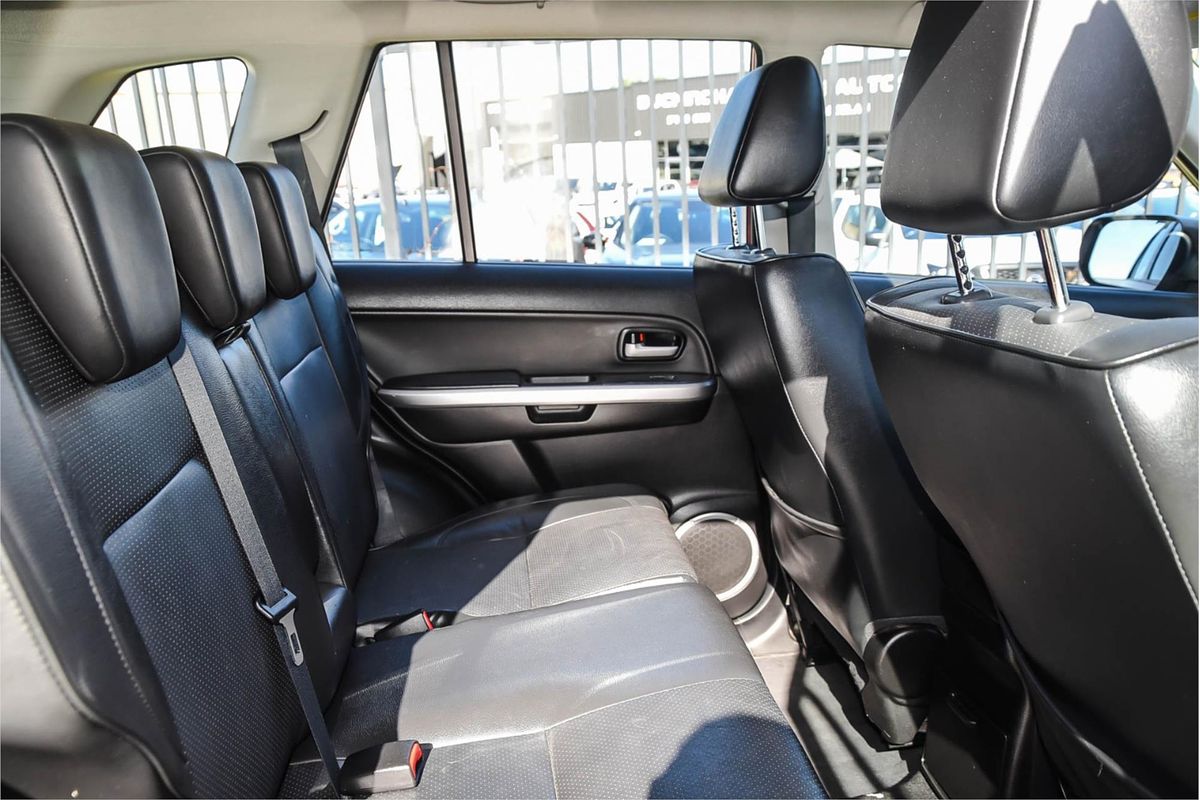 2010 Suzuki Grand Vitara Prestige JB