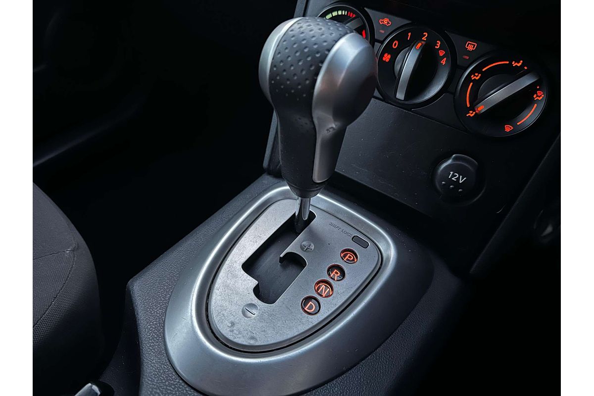 2008 Nissan Dualis ST J10