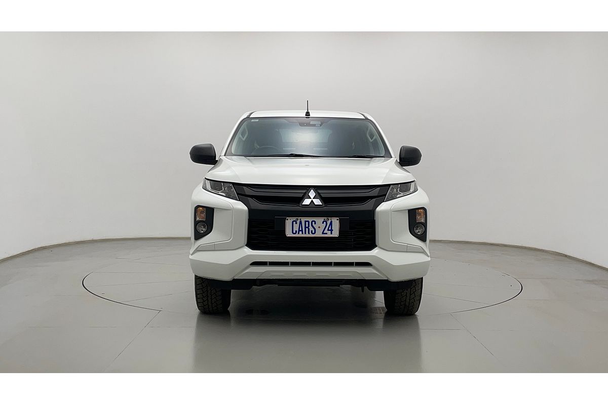 2022 Mitsubishi Triton GLX MR 4X4