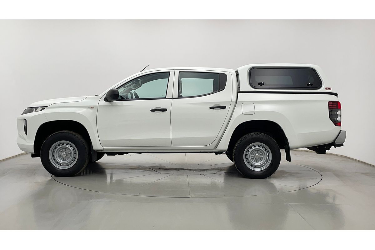 2022 Mitsubishi Triton GLX MR 4X4