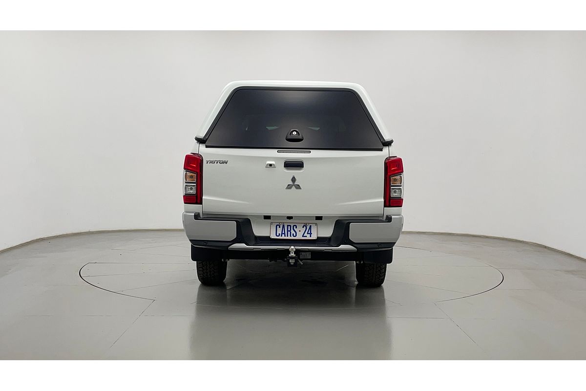 2022 Mitsubishi Triton GLX MR 4X4