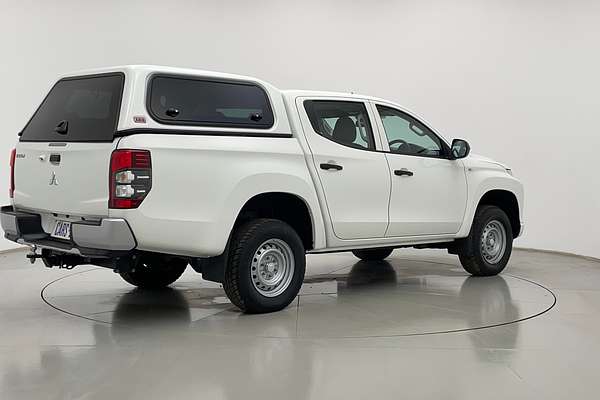 2022 Mitsubishi Triton GLX MR 4X4