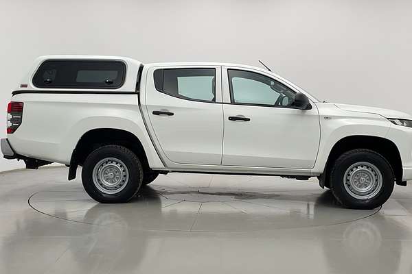 2022 Mitsubishi Triton GLX MR 4X4