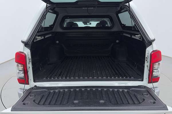 2022 Mitsubishi Triton GLX MR 4X4