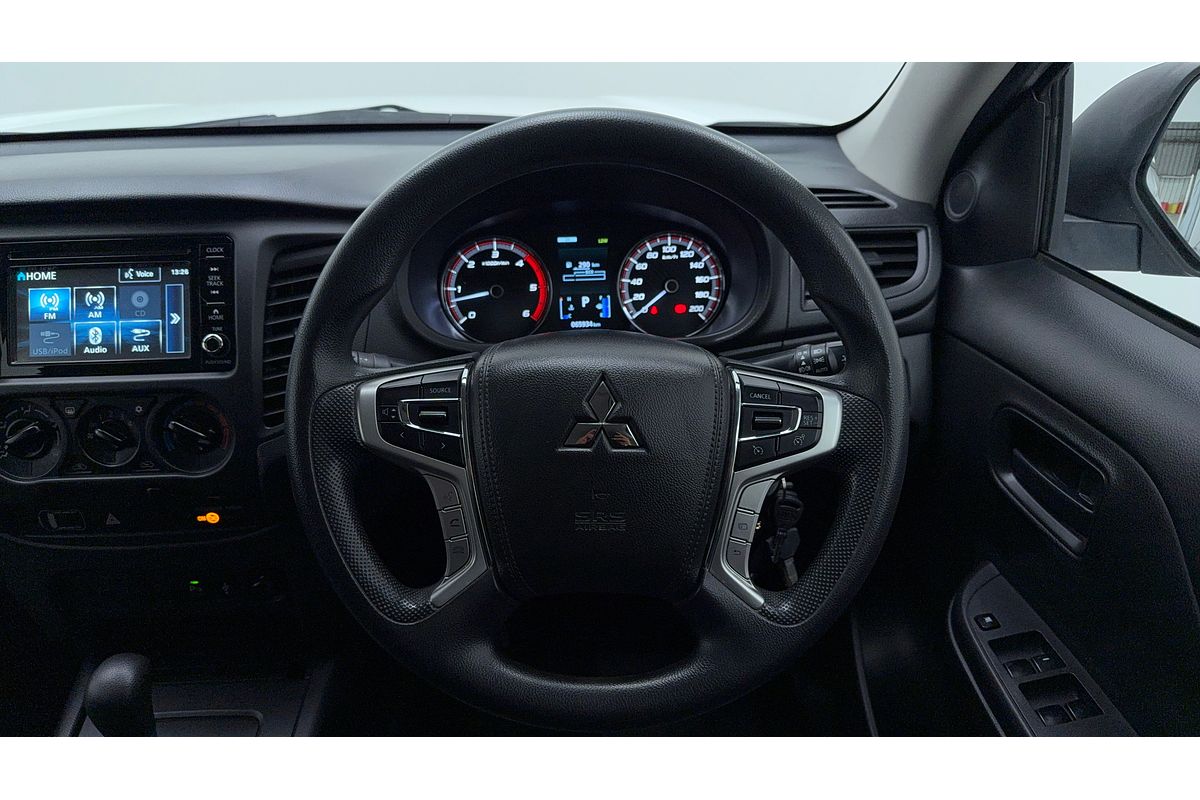 2022 Mitsubishi Triton GLX MR 4X4