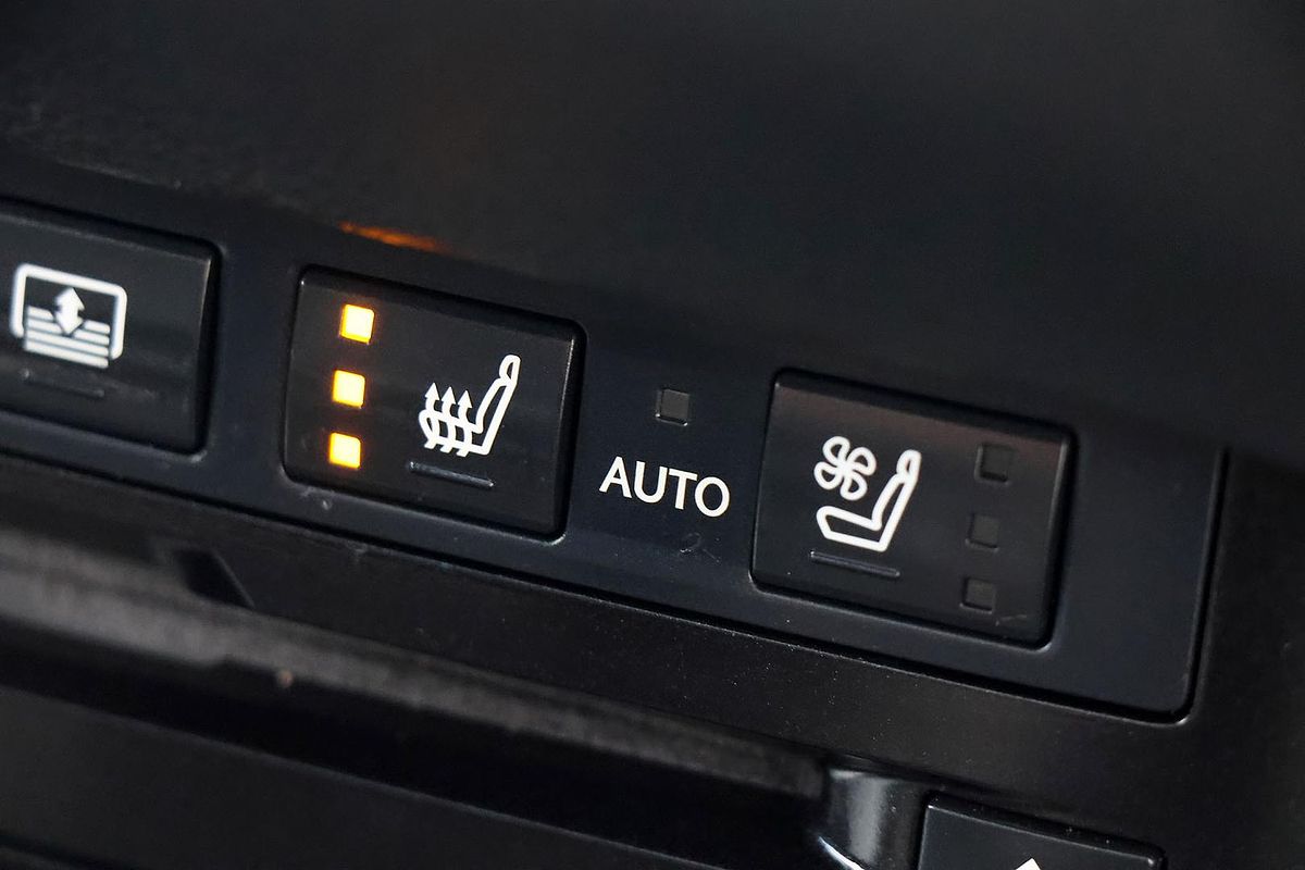 2019 Lexus ES ES300h F Sport AXZH10R