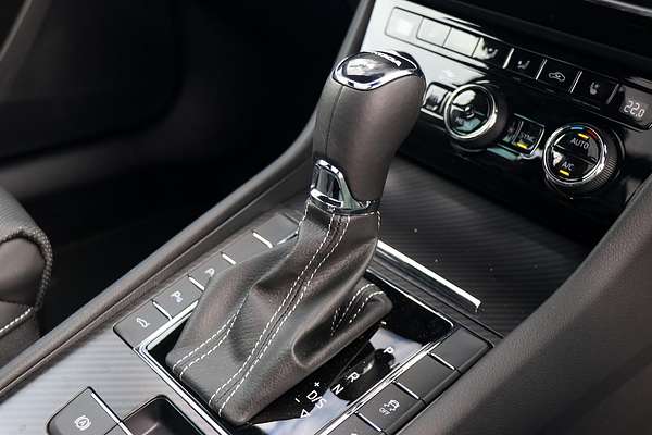 2024 SKODA Superb 206TSI SportLine NP