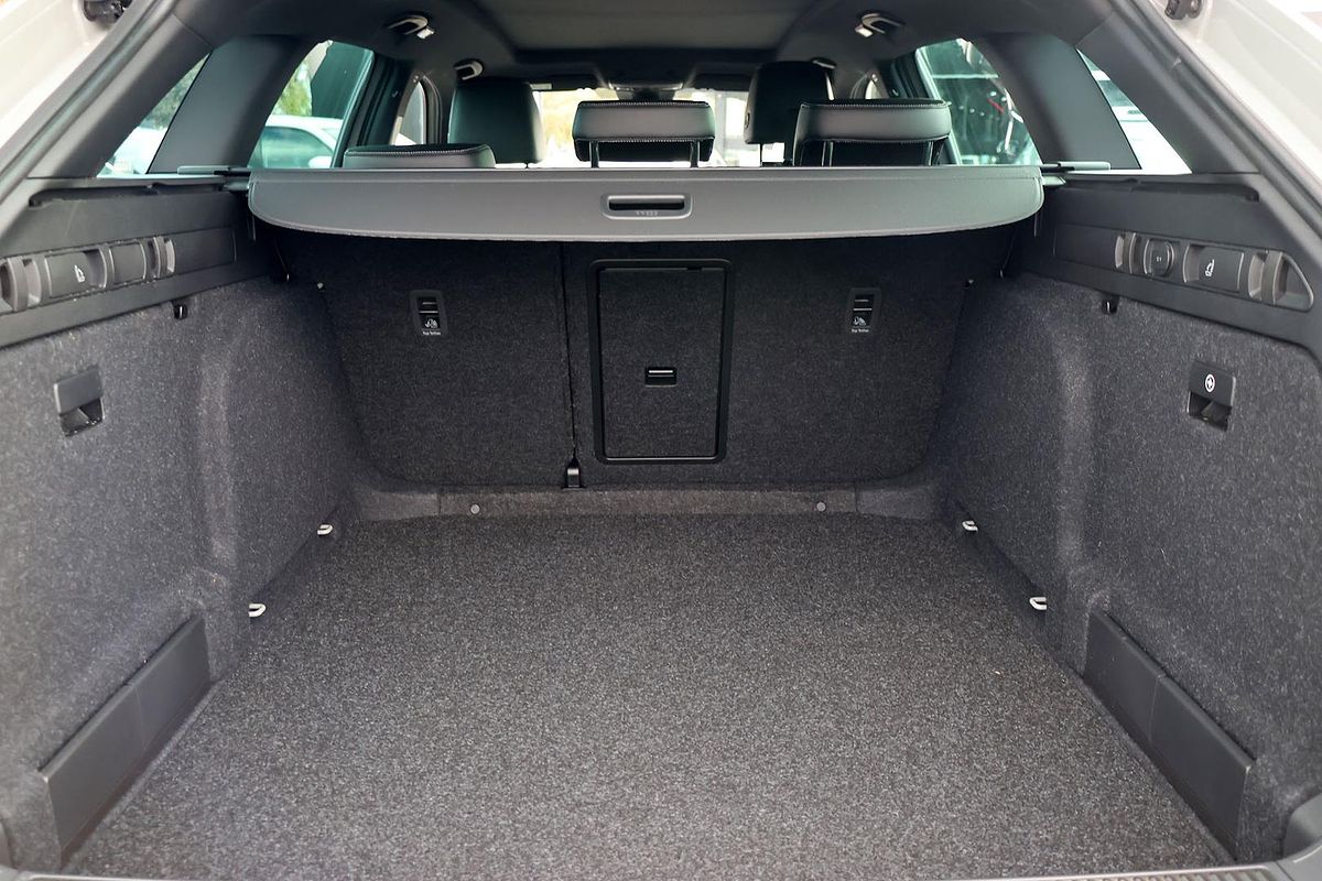 2024 SKODA Superb 206TSI SportLine NP