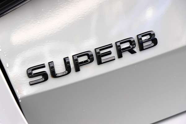 2024 SKODA Superb 206TSI SportLine NP