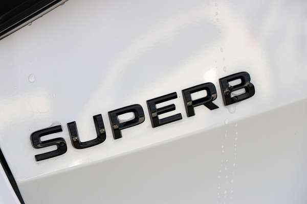 2024 SKODA Superb 206TSI SportLine NP