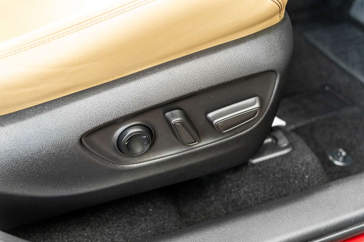 2022 Toyota RAV4 Cruiser AXAH52R