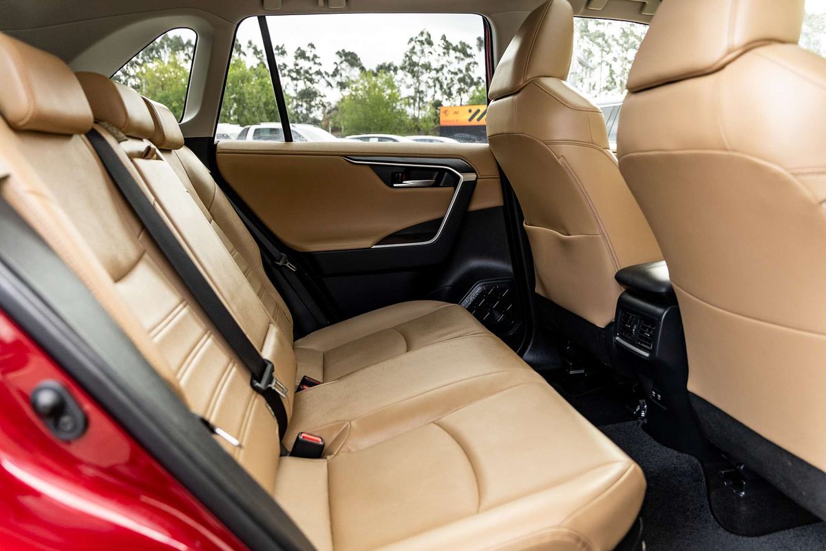 2022 Toyota RAV4 Cruiser AXAH52R