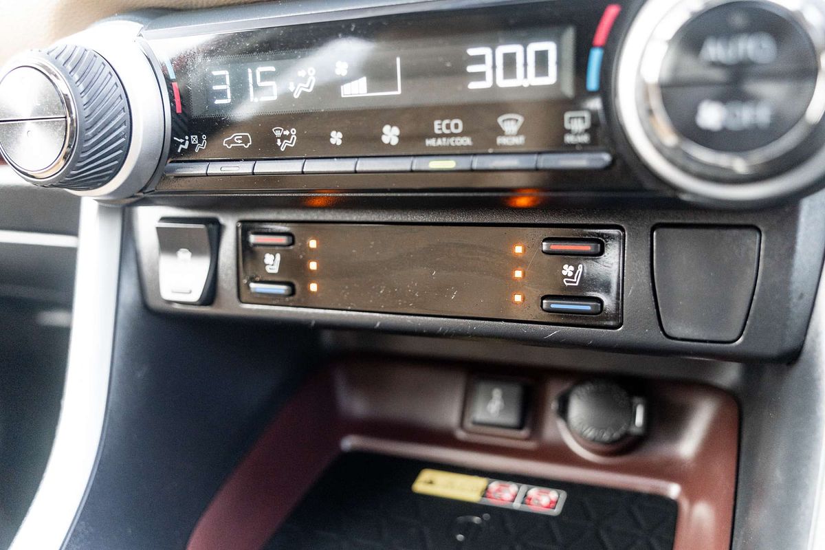 2022 Toyota RAV4 Cruiser AXAH52R