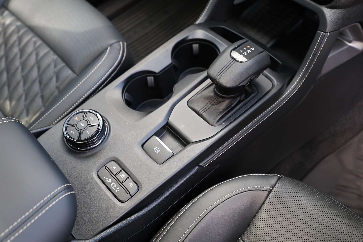 2025 Ford Everest Platinum 3.0L