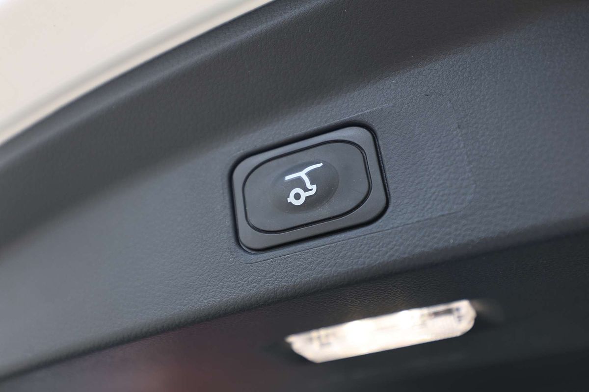 2025 Ford Everest Platinum 3.0L