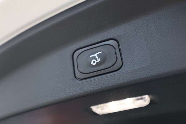 2025 Ford Everest Platinum 3.0L