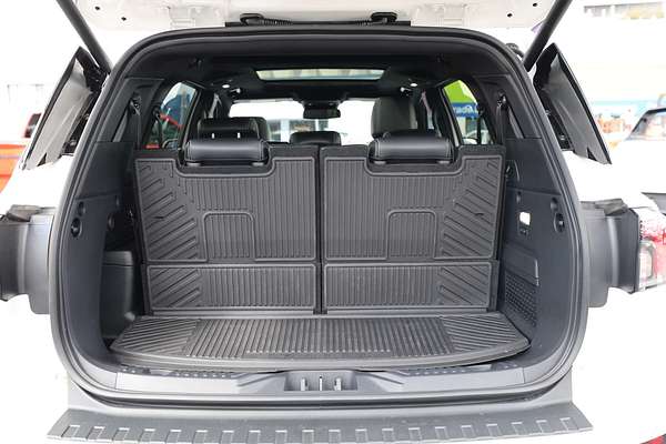 2025 Ford Everest Platinum 3.0L