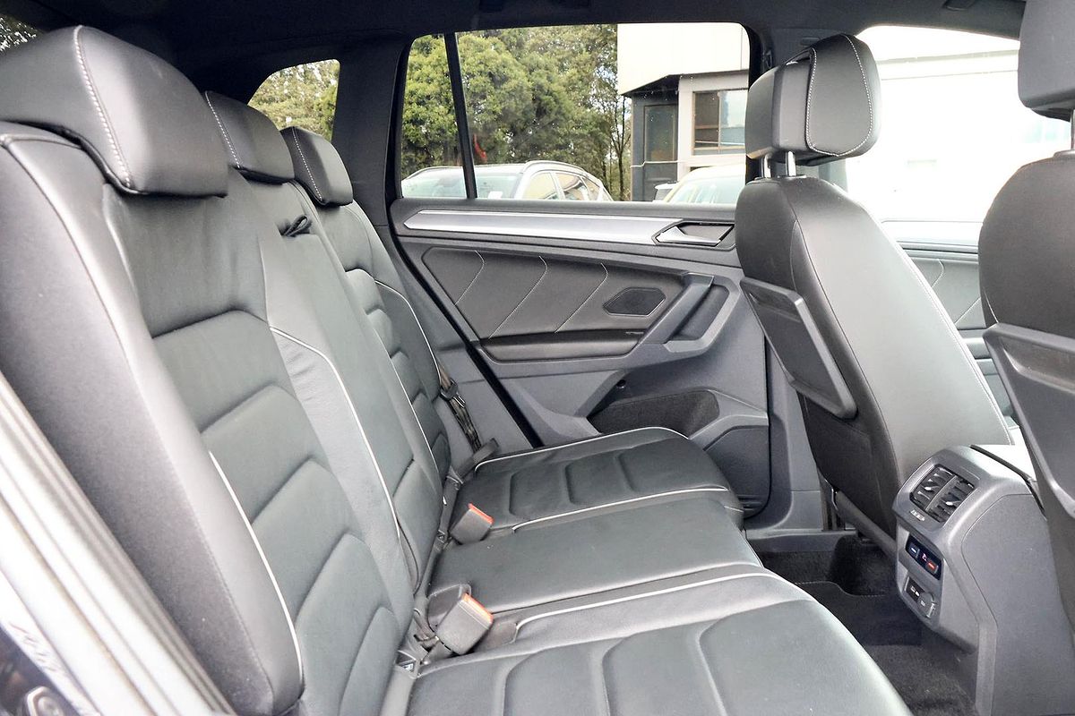 2018 Volkswagen Tiguan Wolfsburg Edition 5N